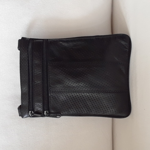 Moroccan Soft Leather Crossbody Bag. Black - Picture 2 of 13